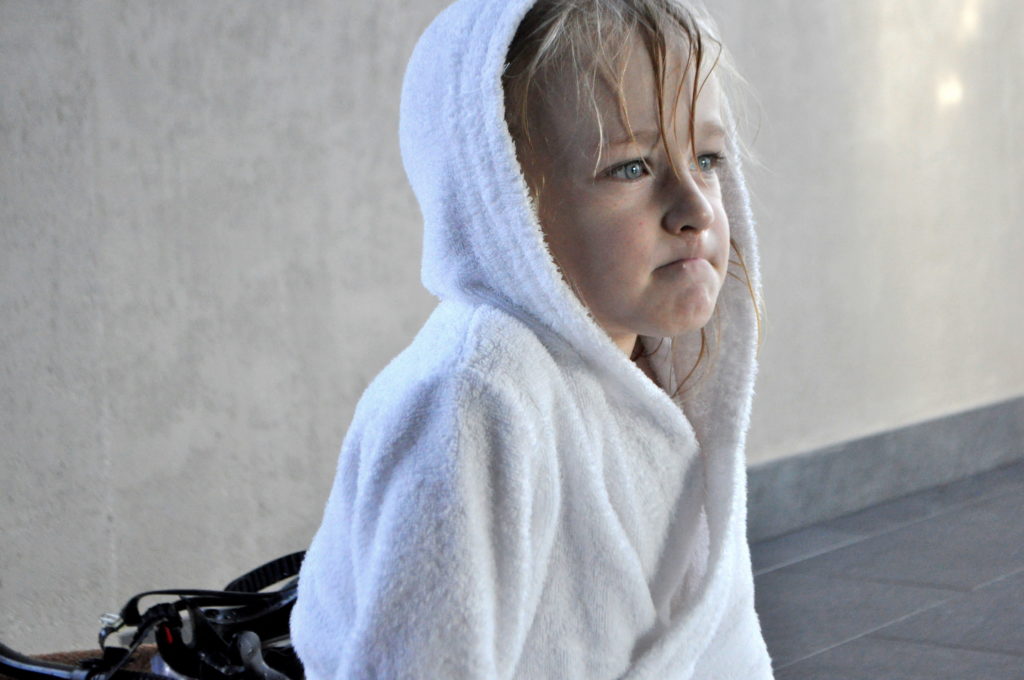 zac - extremama - hotel marina club